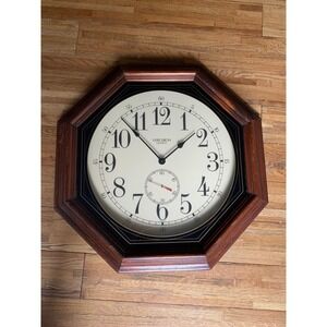 Verichron Quartz Octagon Wood Wall Clock Vintage Retro Rare  Harris Mallow